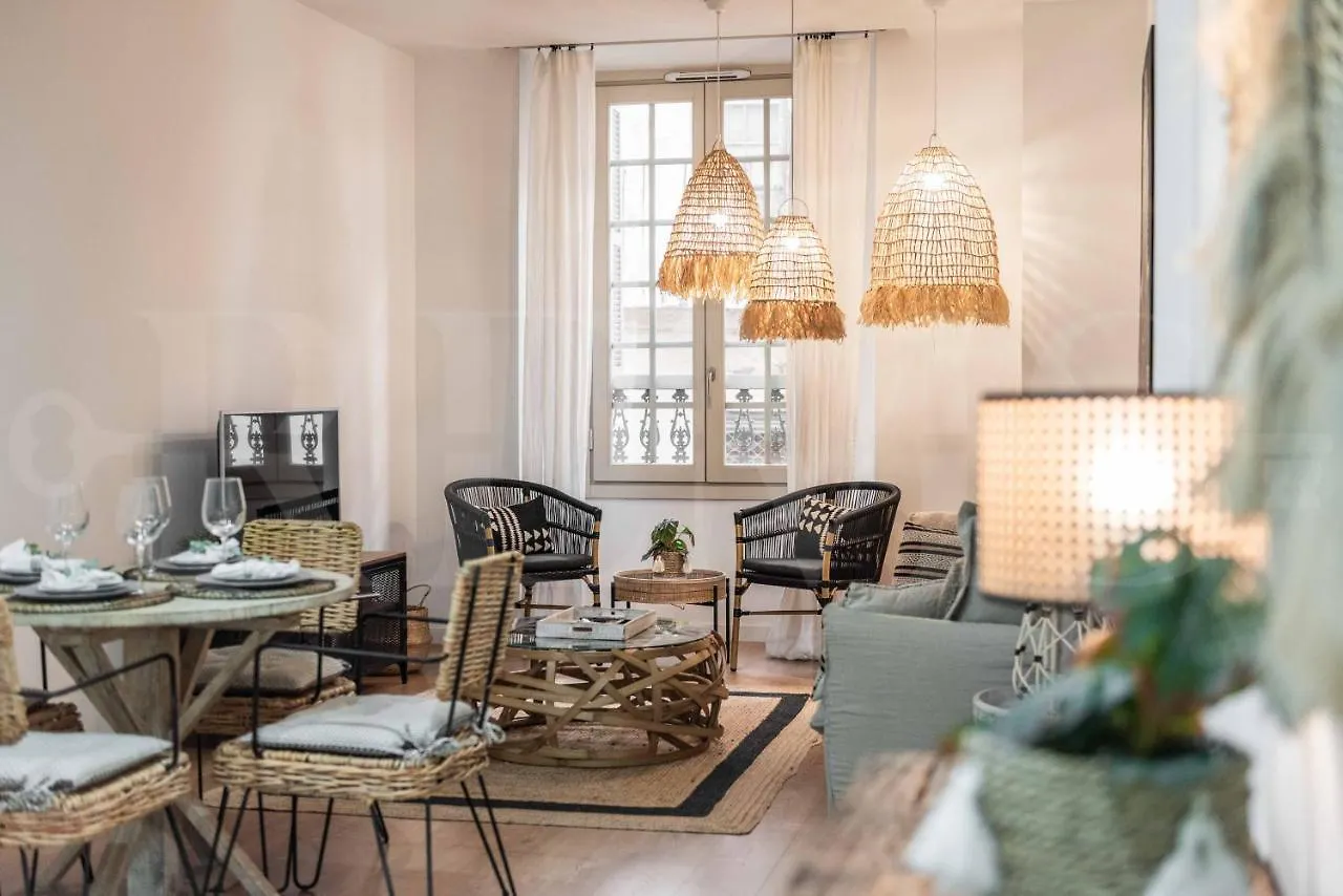 Lovely Boho Apartment With Parking - Historic Center By Rems Málaga